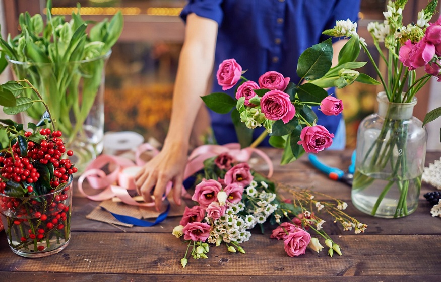 Say it with Flowers: How Online Florists are Changing the Gift-Giving Game